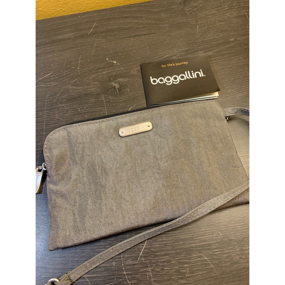 Baggallini Gray Wristlet Wallet RFID Card Holder Zip Pouch Small Travel 7"x 4"